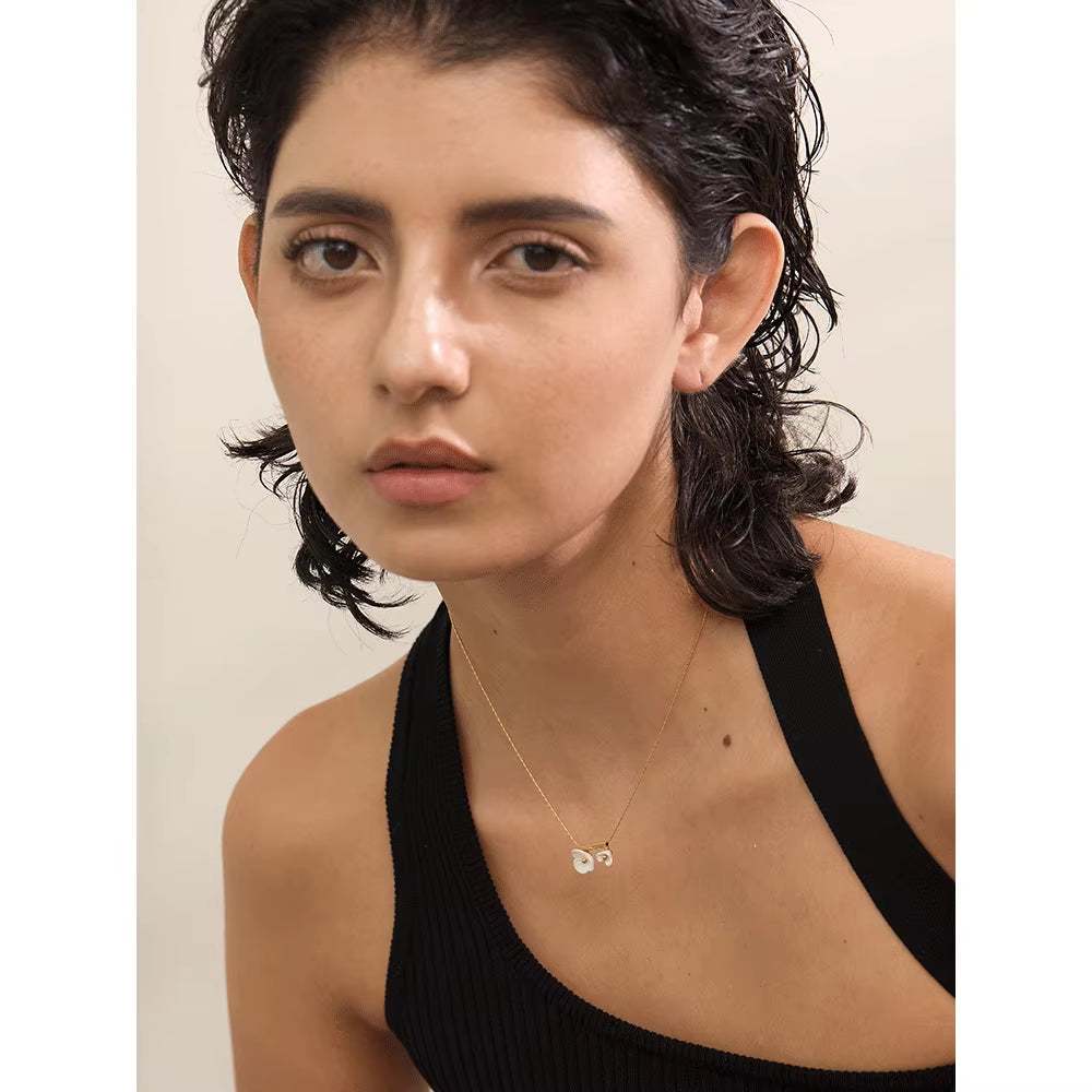 Stainless Steel Sweet Romantic Chic Resin Flower Pendant Summer Necklace 18K Gold Color PVD Collar Jewelry for Women Gift