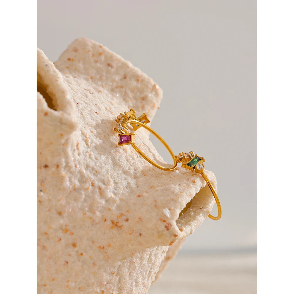 Mia Ring