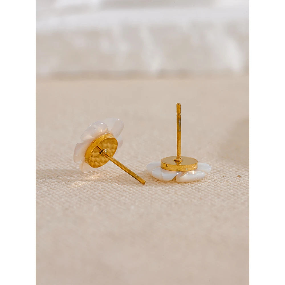 Hibi Earrings