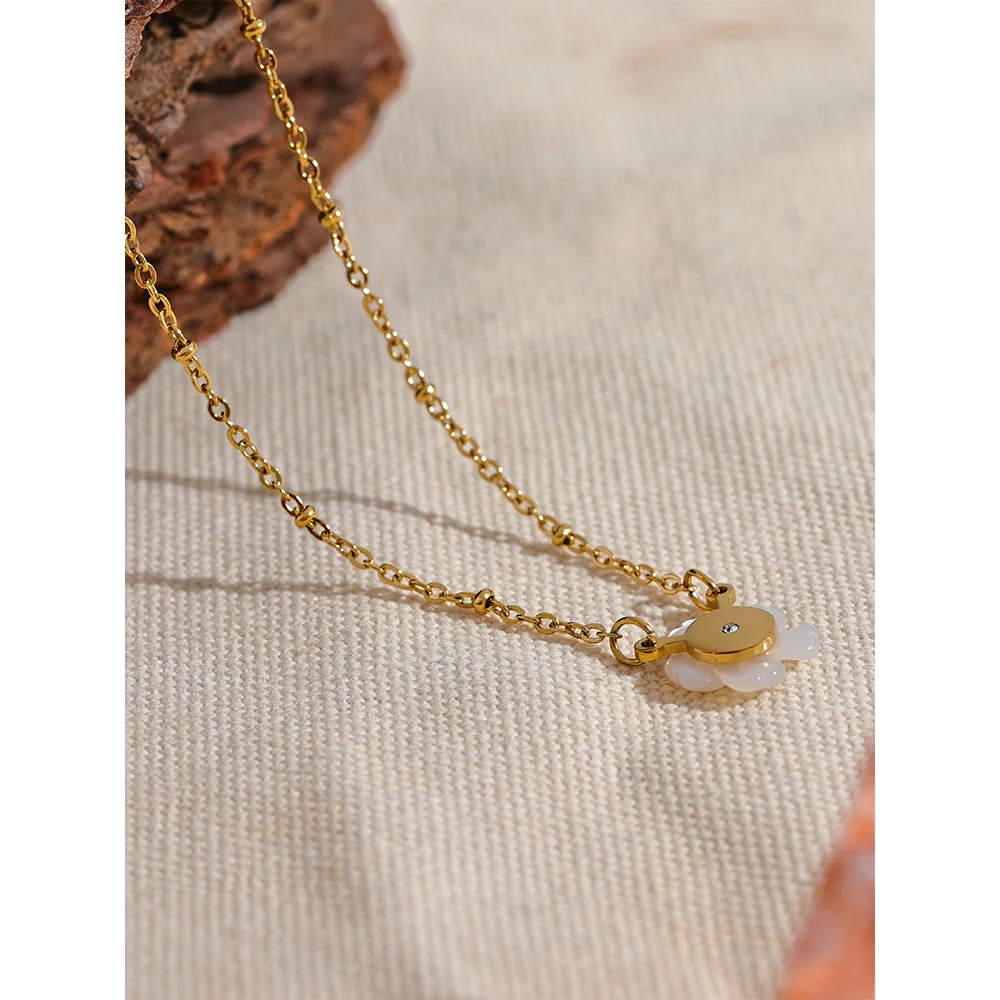 Hibi Necklace