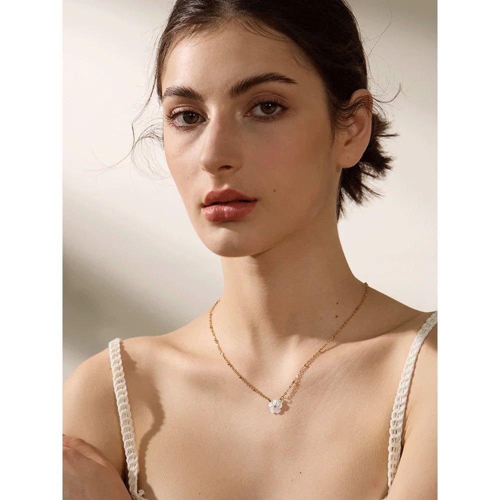 Hibi Necklace