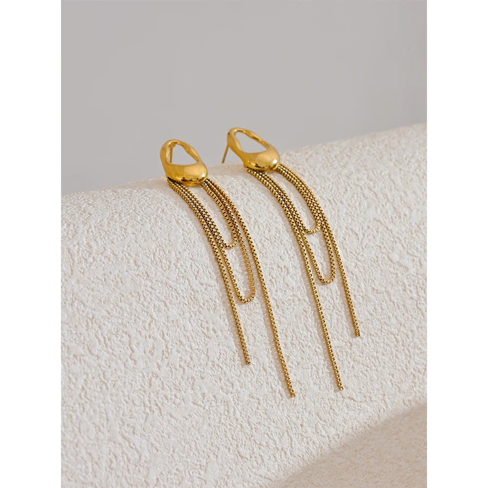 Clara Earrings
