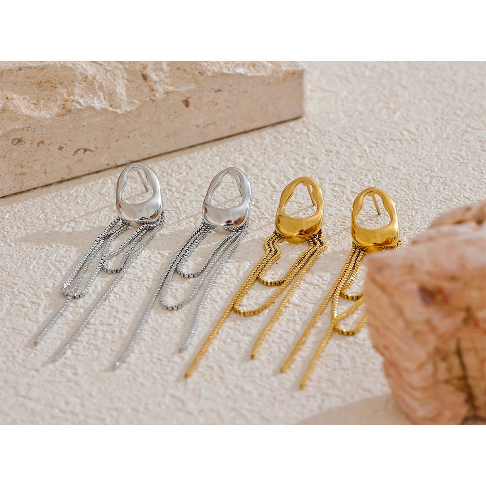 Clara Earrings
