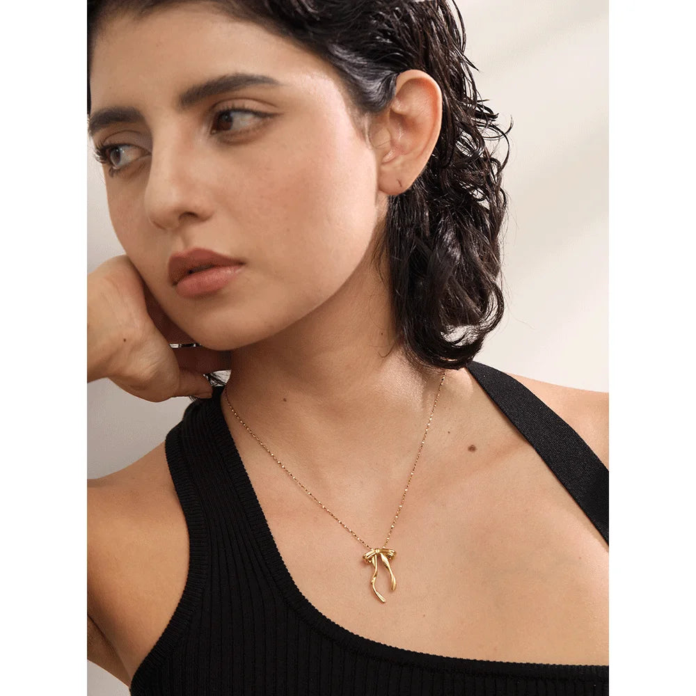 Lina Necklace