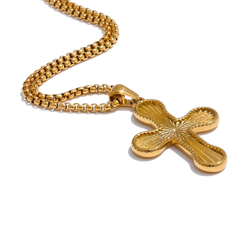 Bela Necklace 