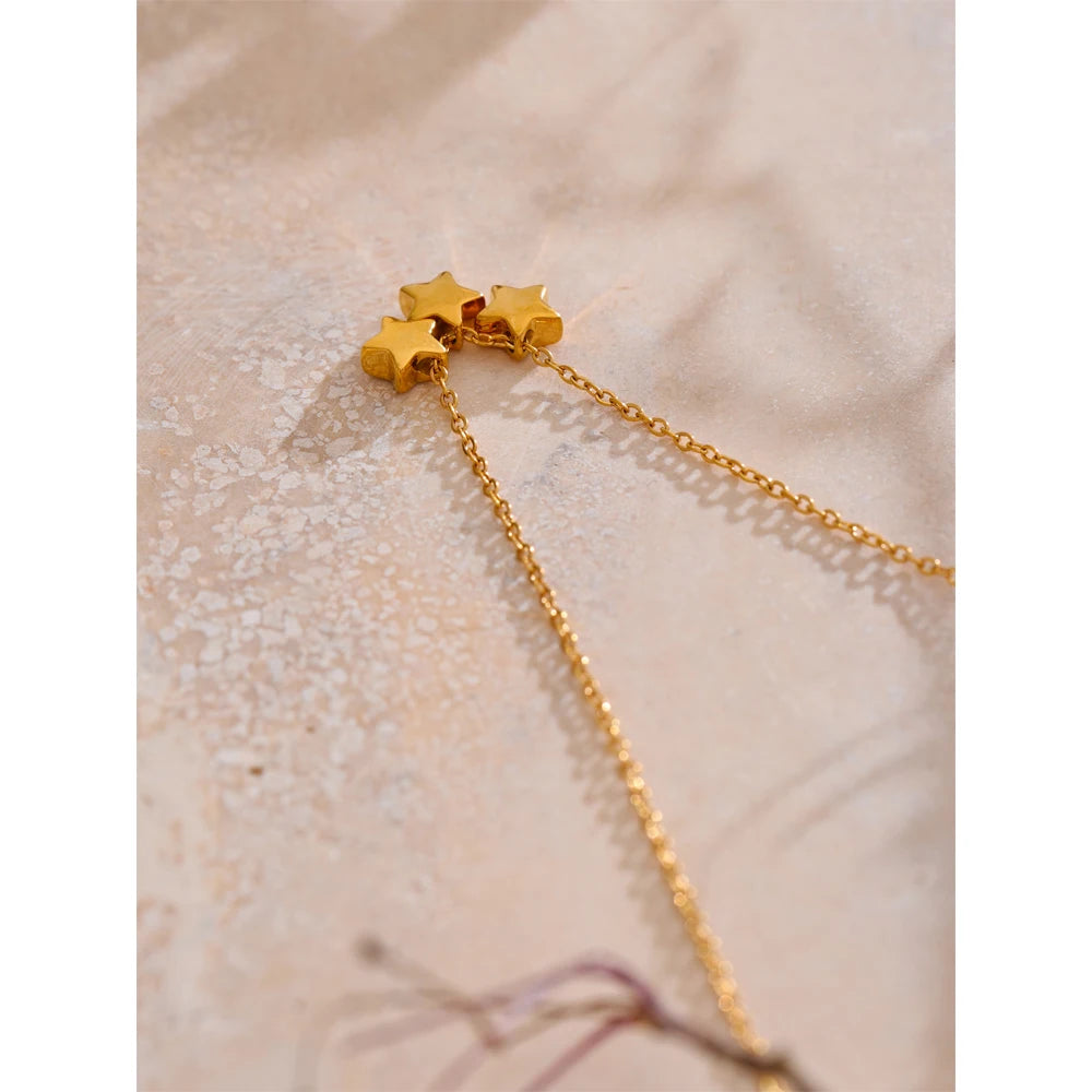 Estella Necklace 