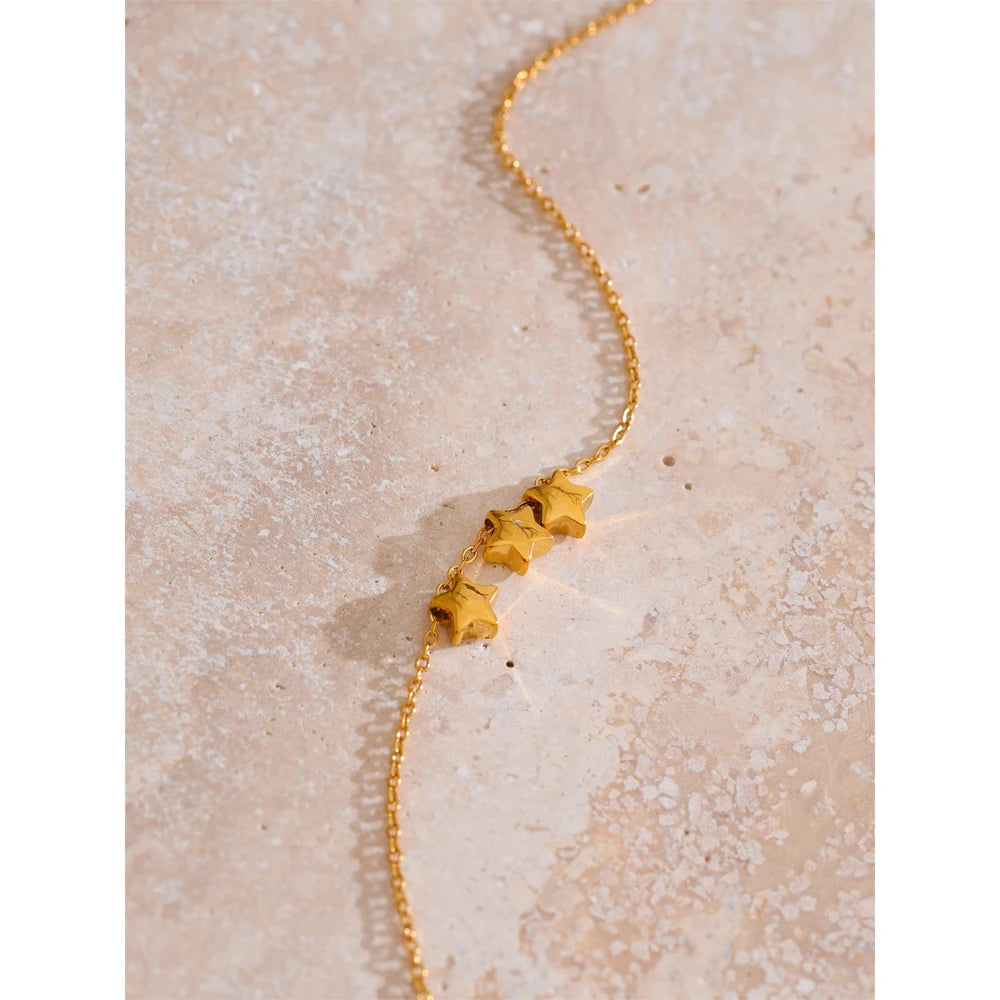 Estella Necklace 