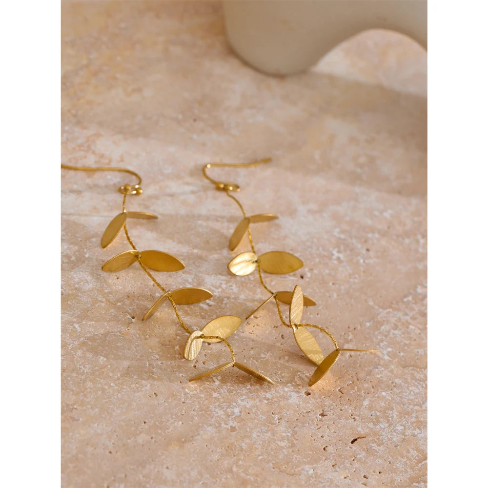 Daphne Earrings 